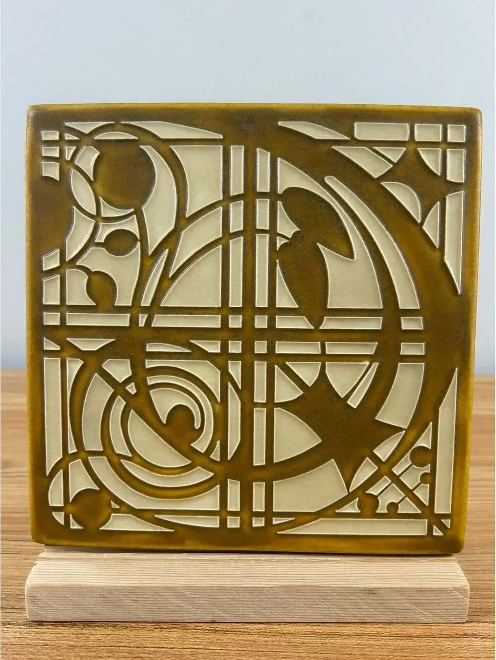 Motawi Tileworks Frank Lloyd Wright  Art Pottery Brown Montrose 8X8 Tile
